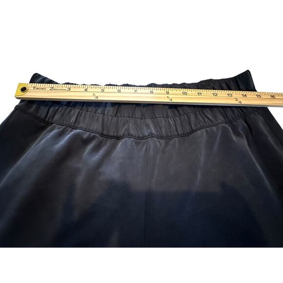 Lululemon Cupro Blend Ultra Wide-Leg Black Pants Size 8 QuietLuxury Athleisure - Picture 6 of 12